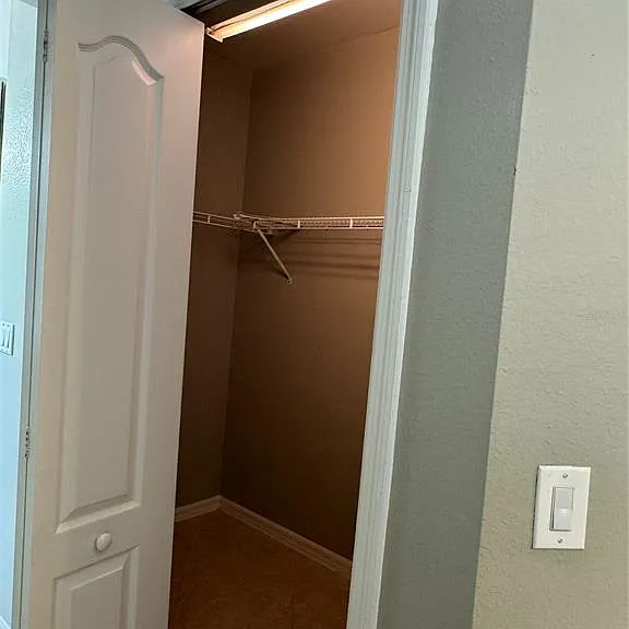 18006 Birdwater Dr — Photo 27