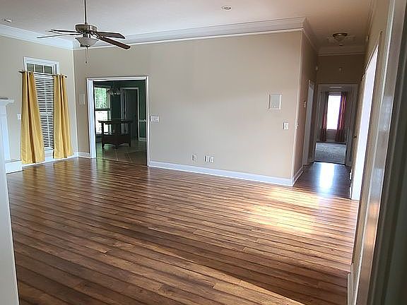 19x17 living room