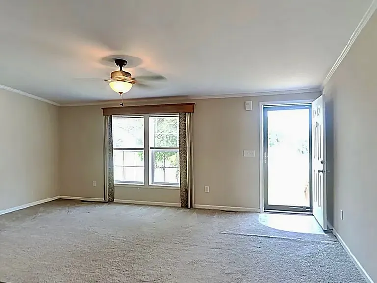 902 Baltimore Rd — Photo 6