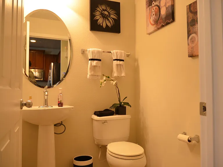 213 Silverglen Ln — Photo 12