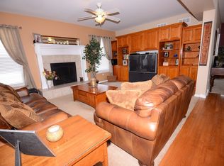 764 Brompton Ln, Bolingbrook, IL 60440