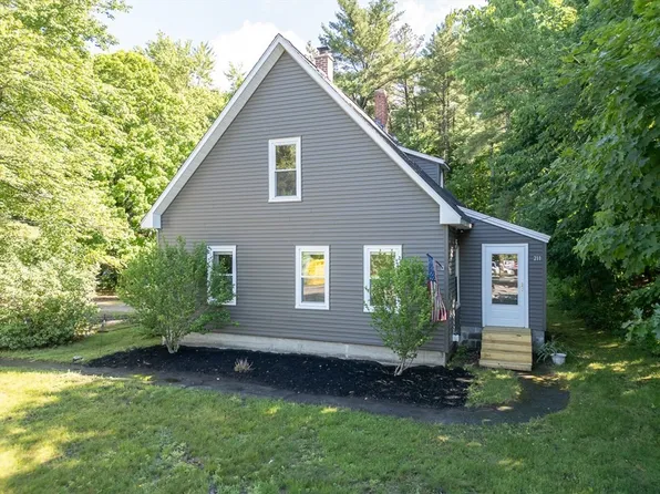 211 Main St, Townsend, MA 01469