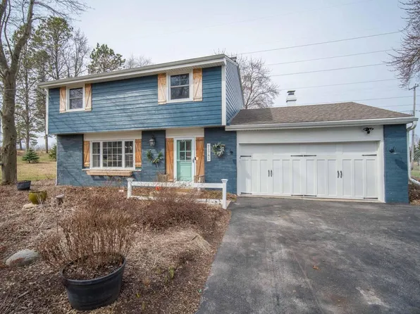 11761 North Ridgeway AVENUE, Mequon, WI 53097