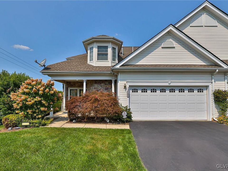 1st image of 122 Moor Dr