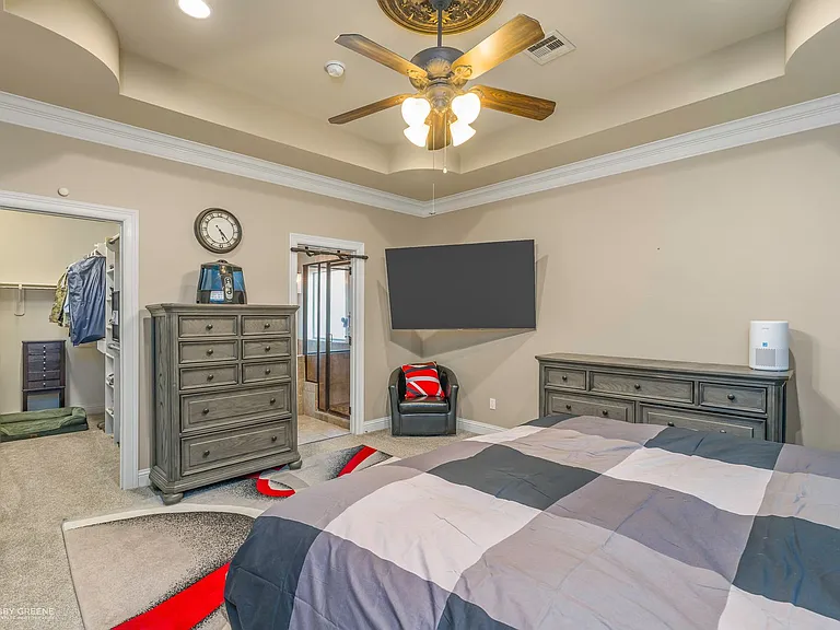 4425 Ellis Ct — Photo 9