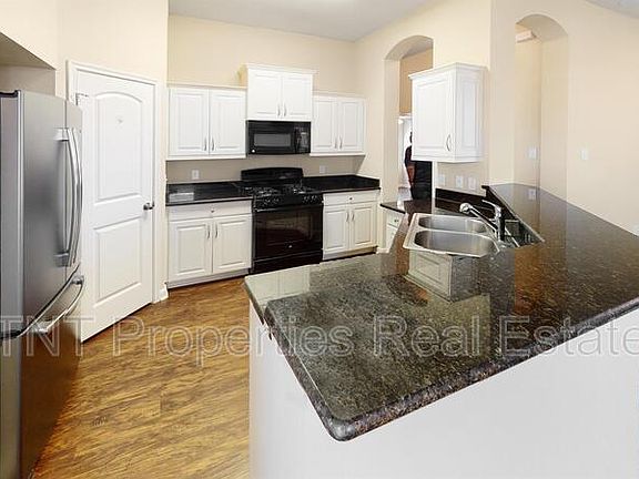 4th image of 3903 White Oak Meadow Ct