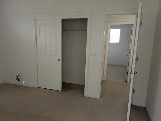 616 Kirkland Ave — Photo 2