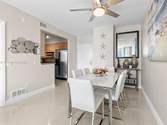 4th image of 350 SE 2nd St APT 2820