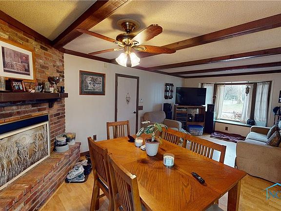 4th image of 5024 Homerdale Ave