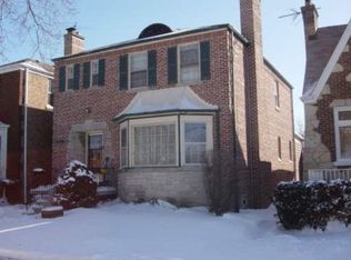 2951 W Estes Ave, Chicago, IL 60645