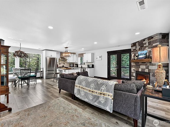 5th image of 60 Snoqualmie Village Dr