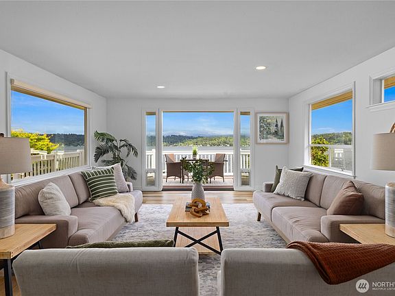5th image of 408 W Lake Sammamish Parkway SE