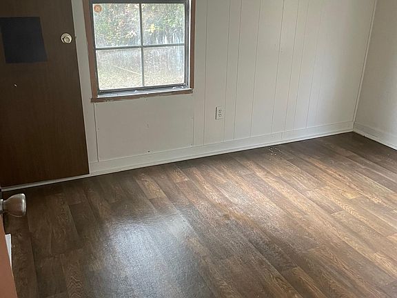 2nd image of 6135 Us Highway 1 S