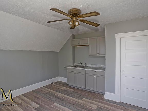 2nd image of 122 Fort Pleasant Ave #3