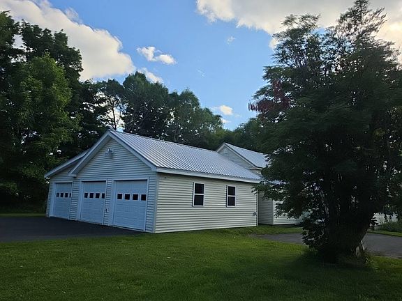 2nd image of 37 Pleasant St