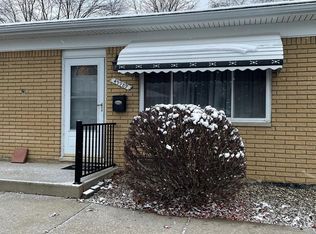 49989 Helfer Blvd, Wixom, MI 48393