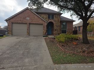 120 Cole St, Forney, TX 75126