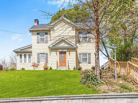 2nd image of 263 Roberts Ave