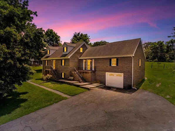 4307 Horseshoe Loop, Dublin, VA 24084