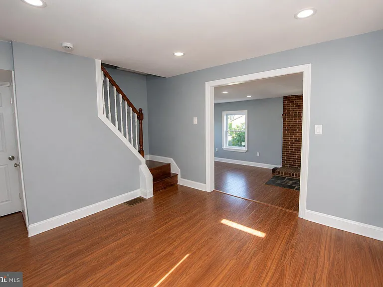 606 Green St — Photo 6