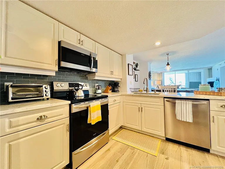 5051 N Highway A1A #4-5 — Photo 10