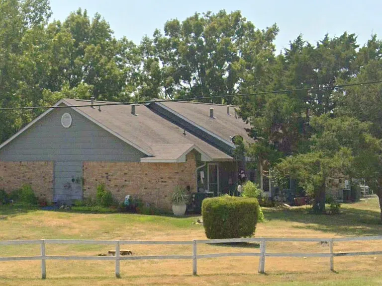 600 Tennessee Cir — Photo 4