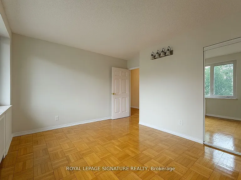 990 Avenue Rd #107 — Photo 8