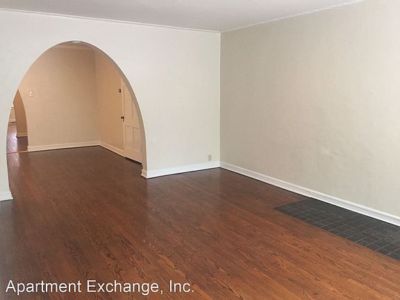 3rd image of 7531 Byron Pl