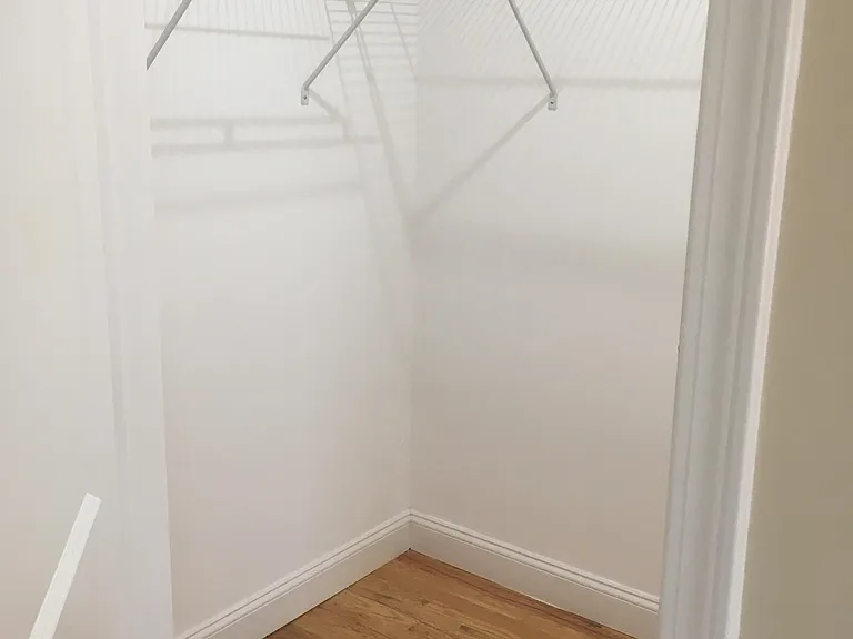 73 W 21st St #1 — Photo 8