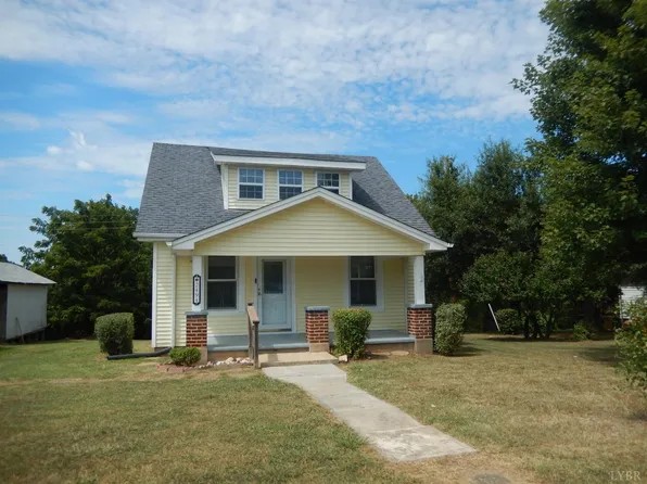 2494 Wards Rd, Altavista, VA 24517