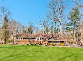 26 Mill Dam Rd, Smithtown, NY 11787
