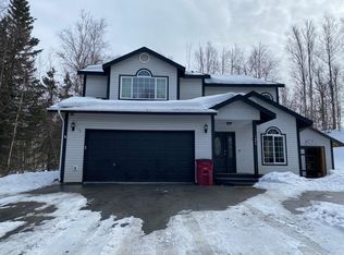 1045 N Sam Snead Loop, Wasilla, AK 99623