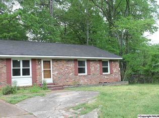 3607 Glendale Ln NW, Huntsville, AL 35810