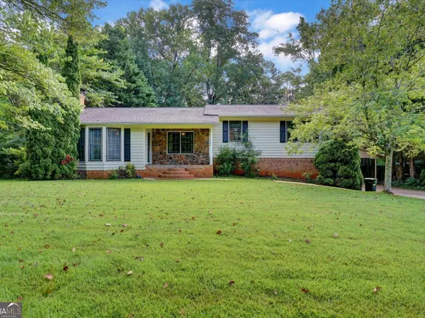 2814 Bent Creek Dr NW, Kennesaw, GA 30152
