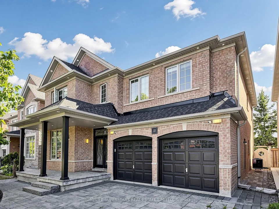 72 Egypt Dr