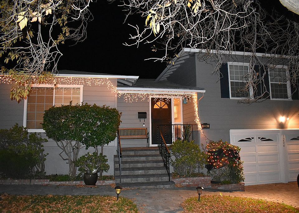 Evening during Christmas sea