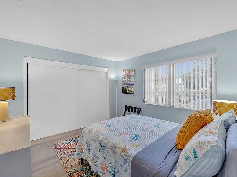 2401 Riverbluff Pkwy #V-240 — Photo 19