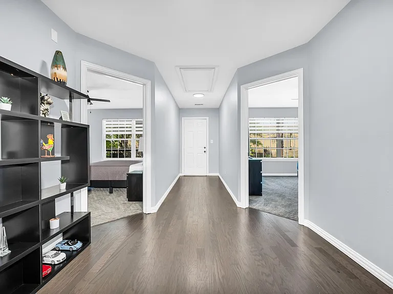 6918 Webster St — Photo 23