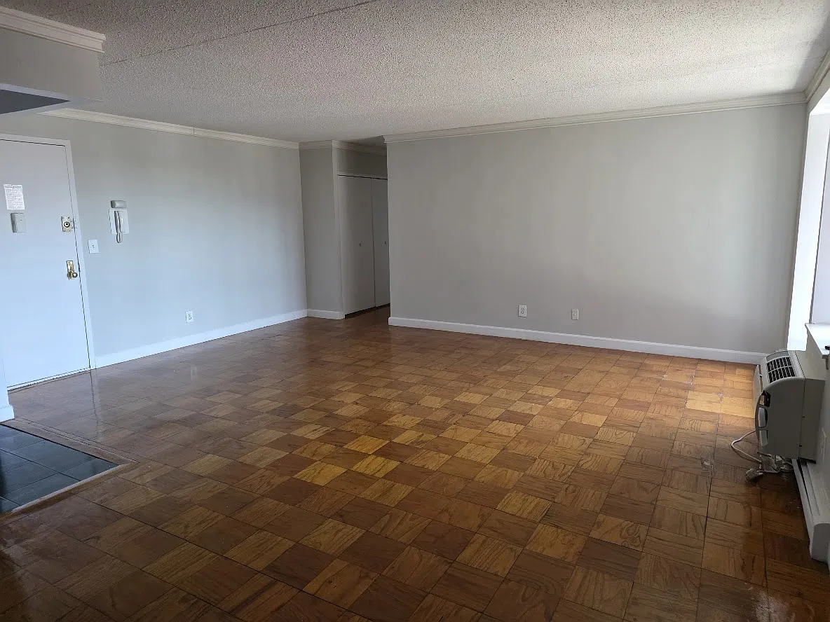 14420 38th Ave — Photo 3
