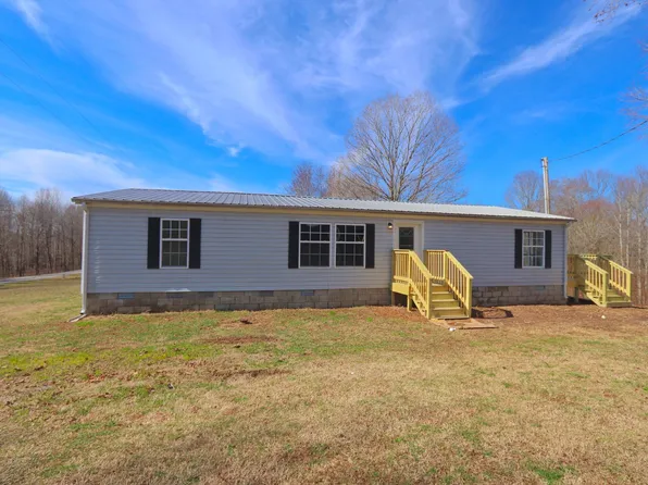 2525 Dotson Rd, Lafayette, TN 37083