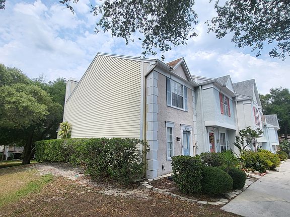 3rd image of 5702 Bratton Dr