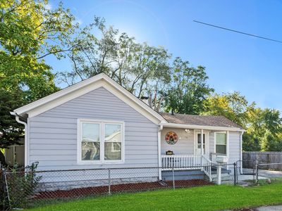 572 Middle Ave, Aurora, IL, 60506