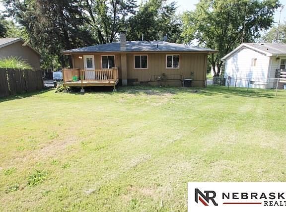 4th image of 28 Redwood Ln