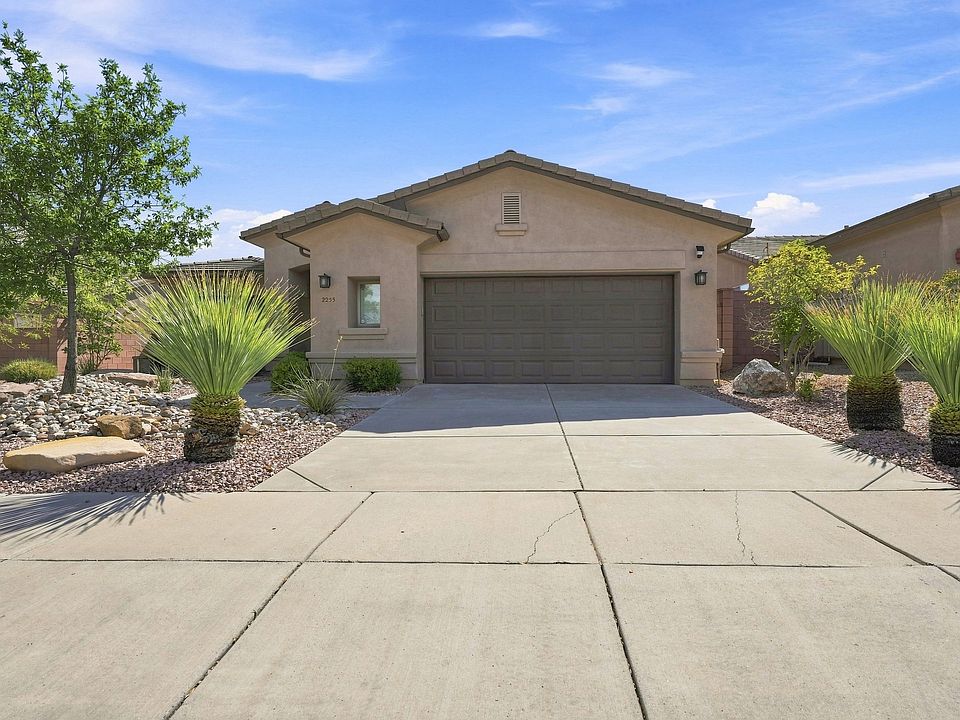 1st image of 2255 N Prospector Ln