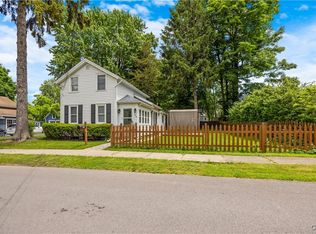 105 Beach St, Fayetteville, NY 13066