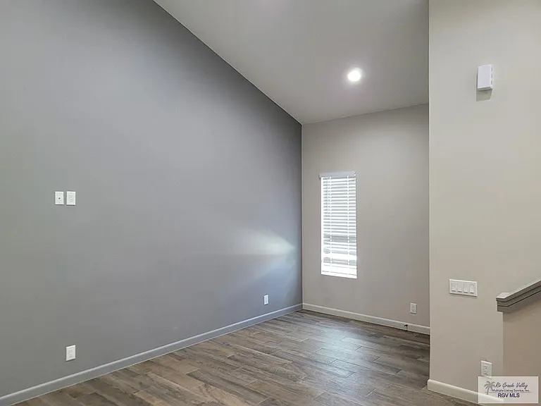 7701 Via Del Mar Cir #A-1 — Photo 5