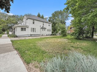 1107 11th St NW, Grand Rapids, MI 49504