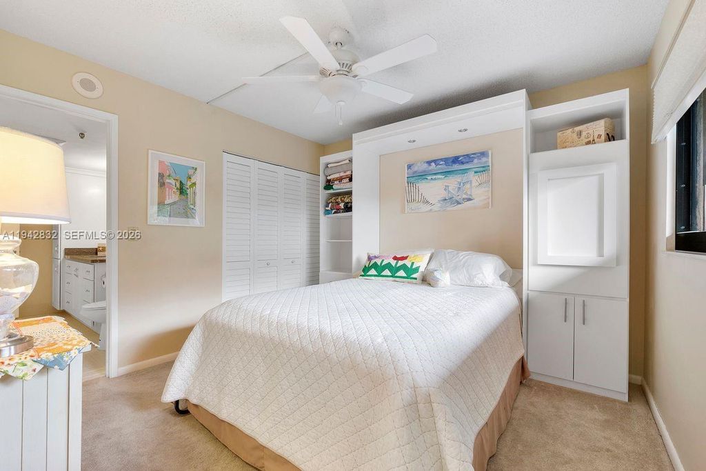 2200 S Cypress Bend Dr APT 406, photo 8