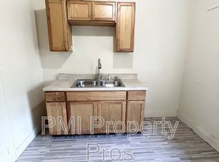 3112 N 38th St #3, Milwaukee, WI 53216