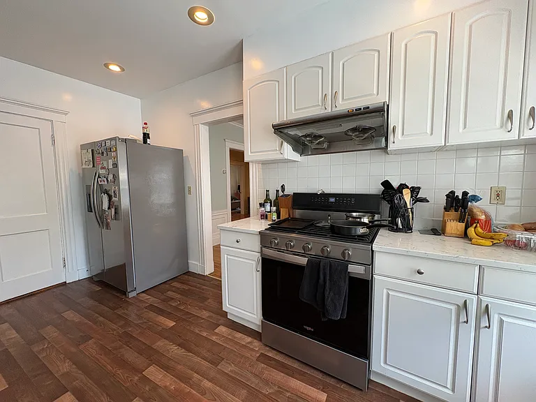 144 Columbia St #1 — Photo 8